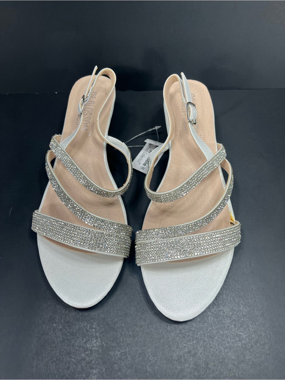 De Blossom Collection White Rhinestone Sparkly Wedge Sandals Kitten Wedge size 9